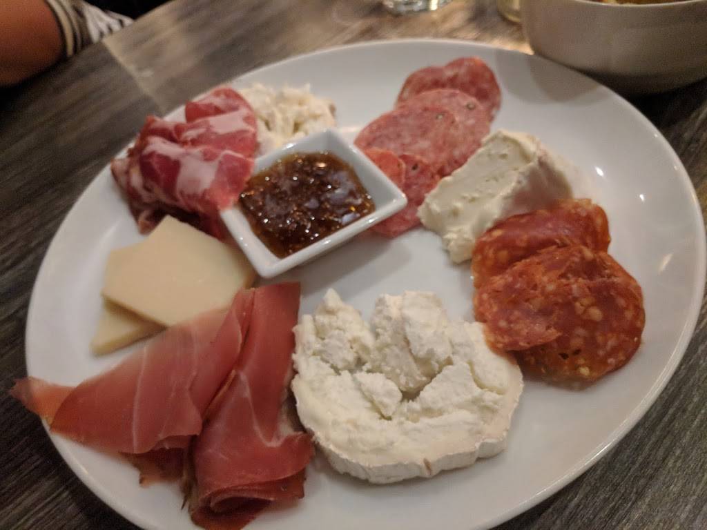 Bacchus Kitchen | restaurant | 1384 E Washington Blvd, Pasadena, CA 91104, USA | 6265946377 OR +1 626-594-6377