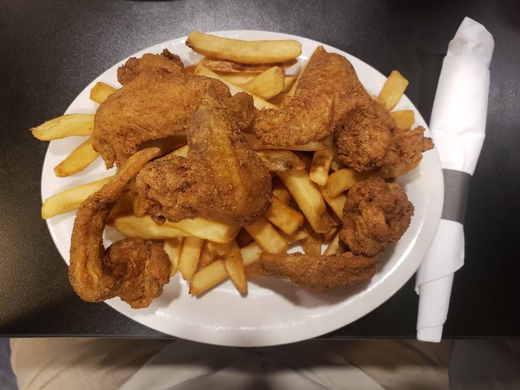 Kikis Chicken and Waffles | restaurant | 1260 Bower Pkwy a8, Columbia, SC 29212, USA | 8038345816 OR +1 803-834-5816