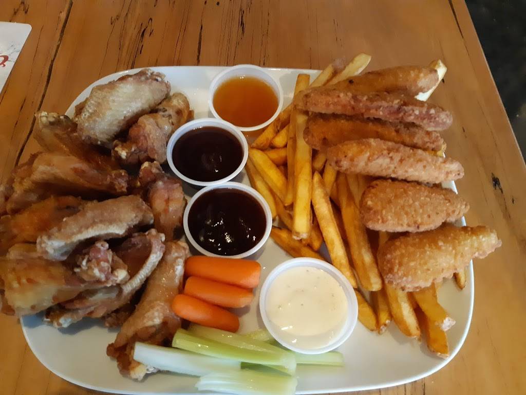 The Village Well | restaurant | 19 Queen St E, Cambridge, ON N3C 2A7, Canada | 5192601231 OR +1 519-260-1231