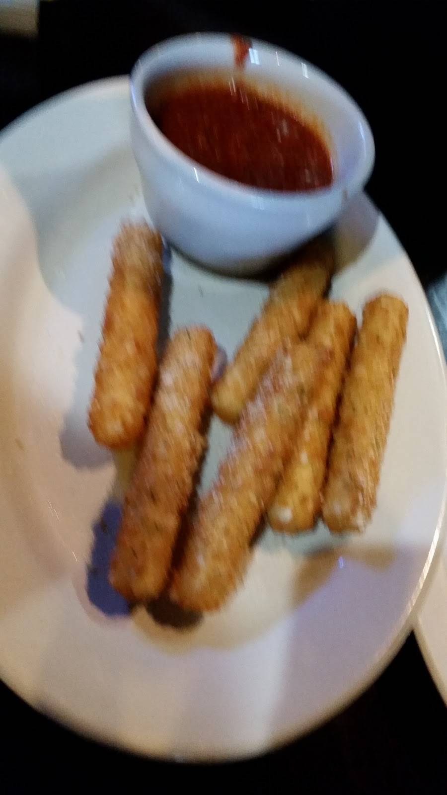 Joes Pizza & Pasta | restaurant | 4628 N Illinois St, Fairview Heights, IL 62208, USA | 6184164464 OR +1 618-416-4464