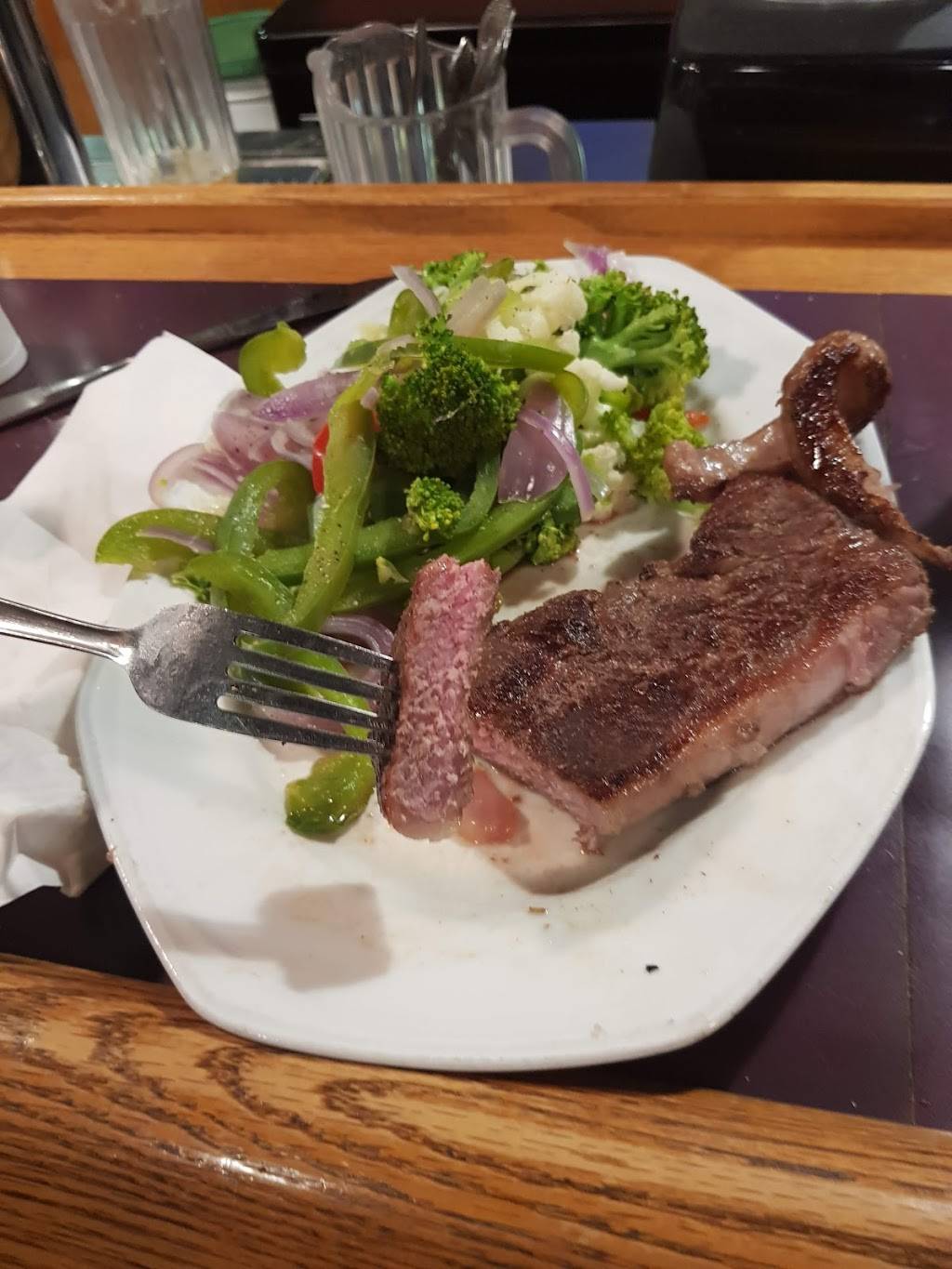 Streets Eatery & Pub | restaurant | 4124 Petrolia Line, Petrolia, ON N0N 1R0, Canada | 5198821761 OR +1 519-882-1761