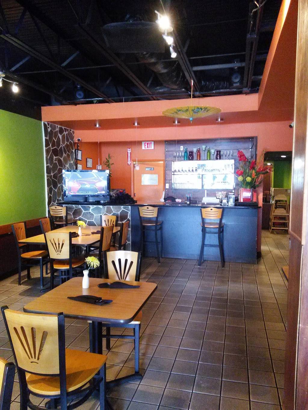 Ginger Thai Restaurant | restaurant | 6434 E Mockingbird Ln #111, Dallas, TX 75214, USA | 2148876175 OR +1 214-887-6175