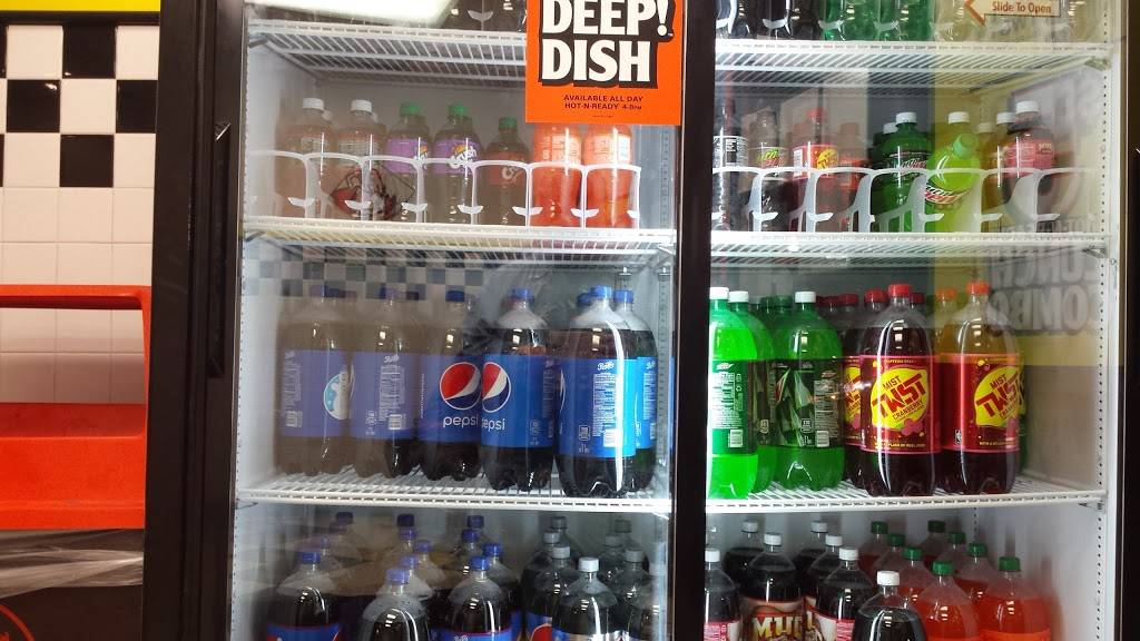 Little Caesars Pizza | meal takeaway | 20920 Bear Valley Rd, Apple Valley, CA 92308, USA | 7602470100 OR +1 760-247-0100