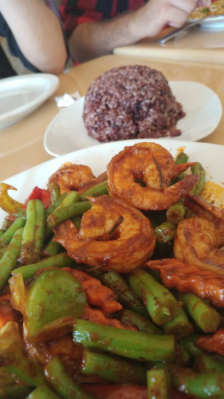 Hot Thai Restaurant | meal delivery | 416 S San Vicente Blvd, Los Angeles, CA 90048, USA | 3106599618 OR +1 310-659-9618