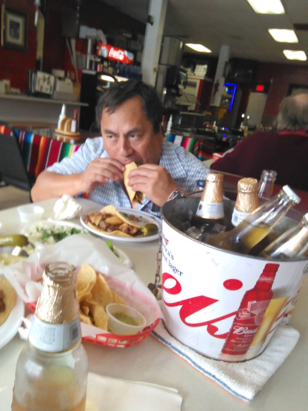 Las Morelianas | restaurant | 2822 Imperial Ave, San Diego, CA 92102, USA | 6195212891 OR +1 619-521-2891