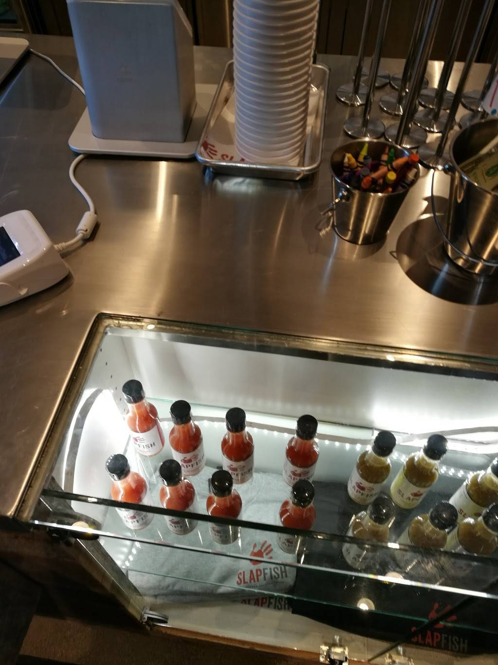 Slapfish | restaurant | 101 W Avenida Vista Hermosa, San Clemente, CA 92672, USA | 9495585090 OR +1 949-558-5090