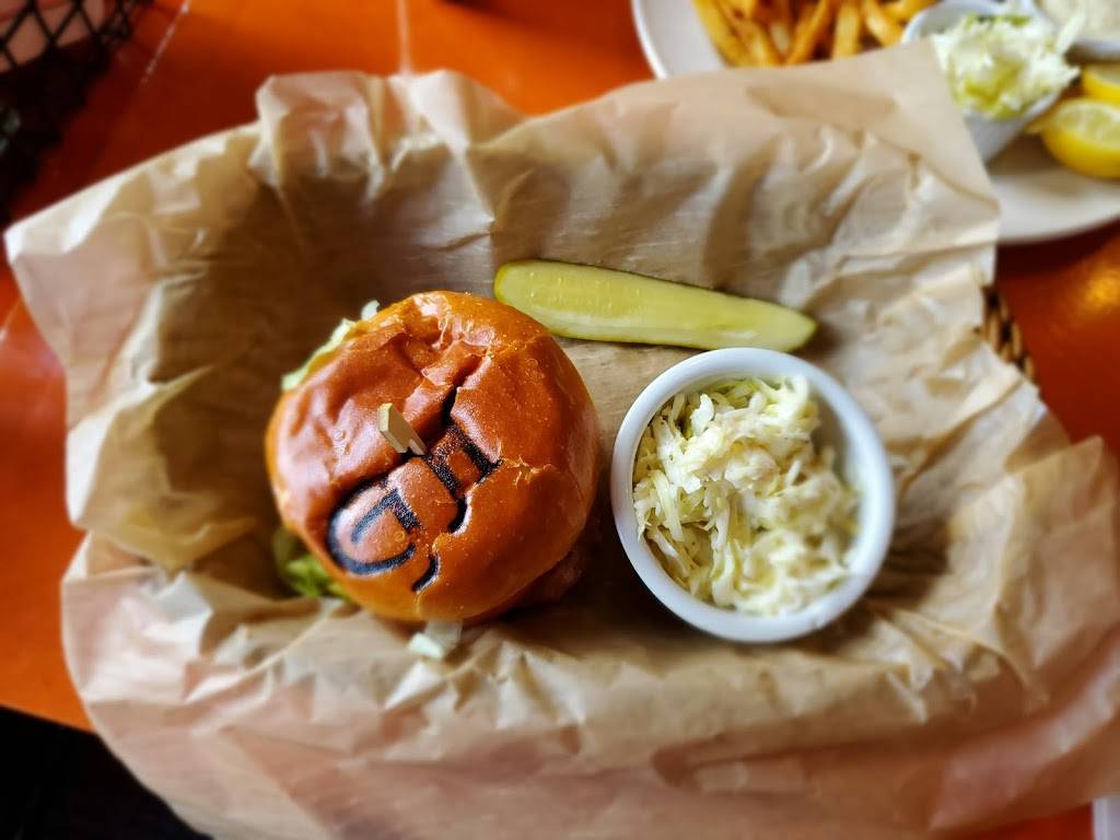 The Gate House | restaurant | 1547 Grand Ave, Mackinac Island, MI 49757, USA | 9068473772 OR +1 906-847-3772