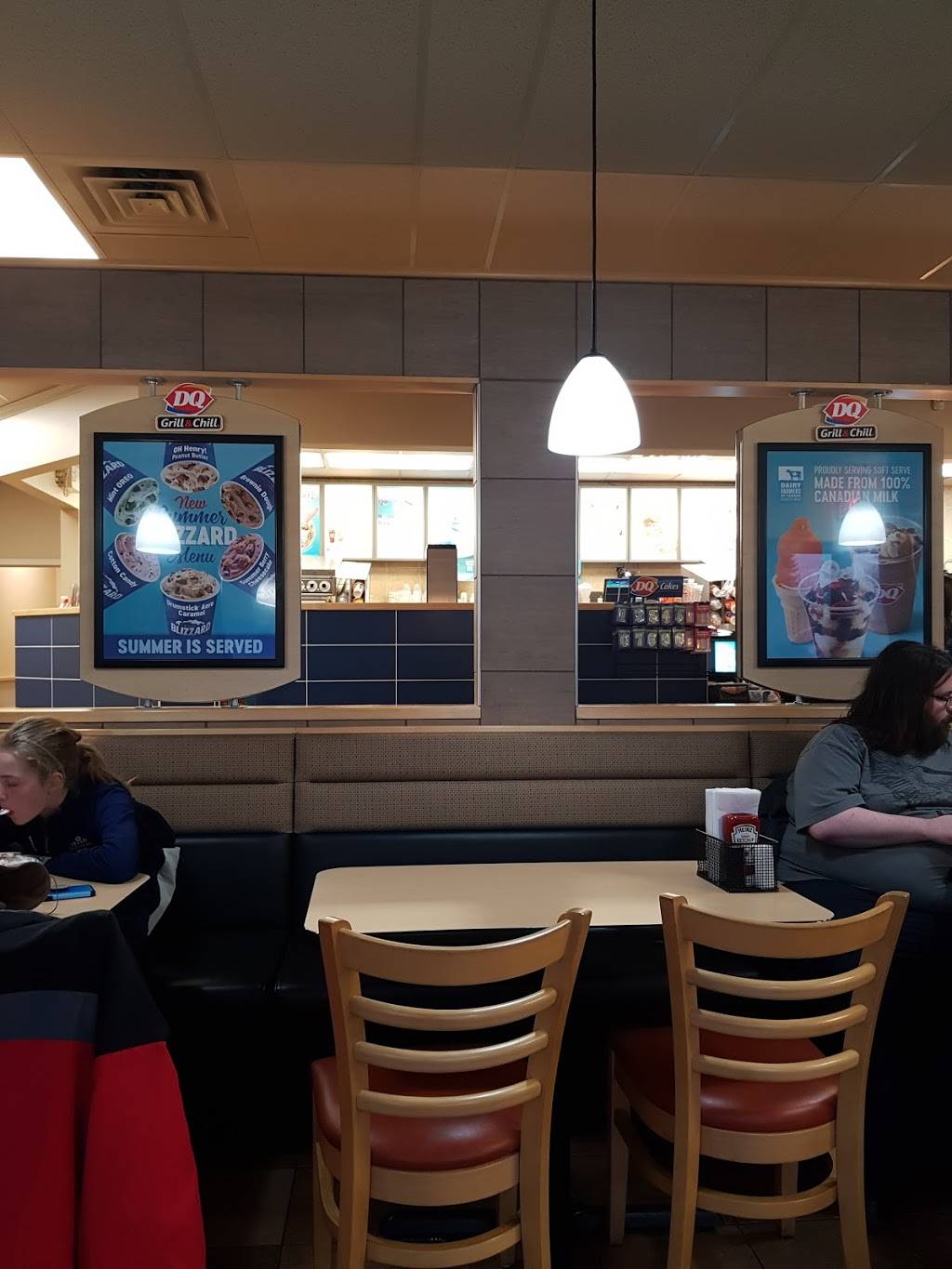 Dairy Queen Grill & Chill | restaurant | 304 Stone Rd W Unit 4, Guelph, ON N1G 4W4, Canada | 5197630892 OR +1 519-763-0892