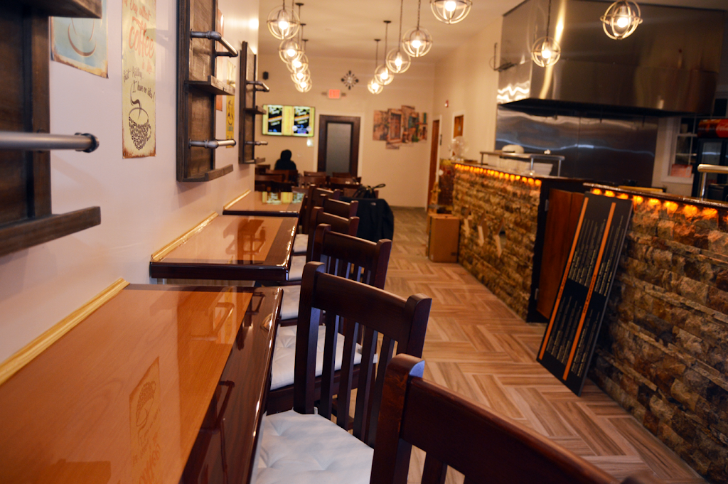 Mogambo | restaurant | 441 Crooks Ave, Clifton, NJ 07011, USA | 8622259633 OR +1 862-225-9633