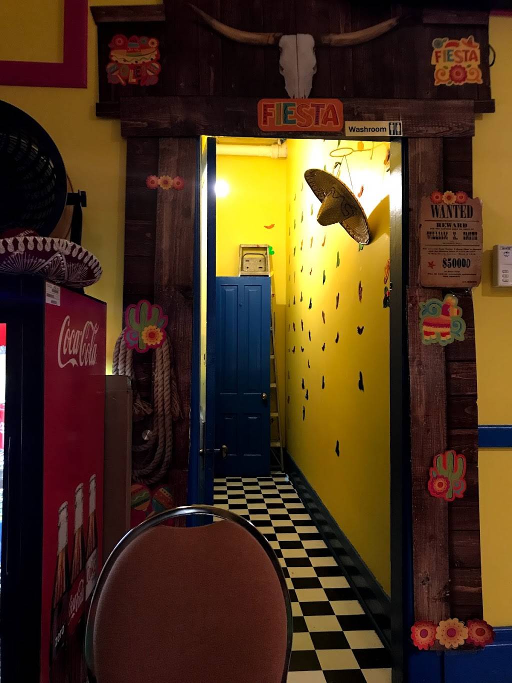 Casa Cancun | restaurant | 325 Wharncliffe Rd S, London, ON N6J 2L6, Canada | 5194383989 OR +1 519-438-3989