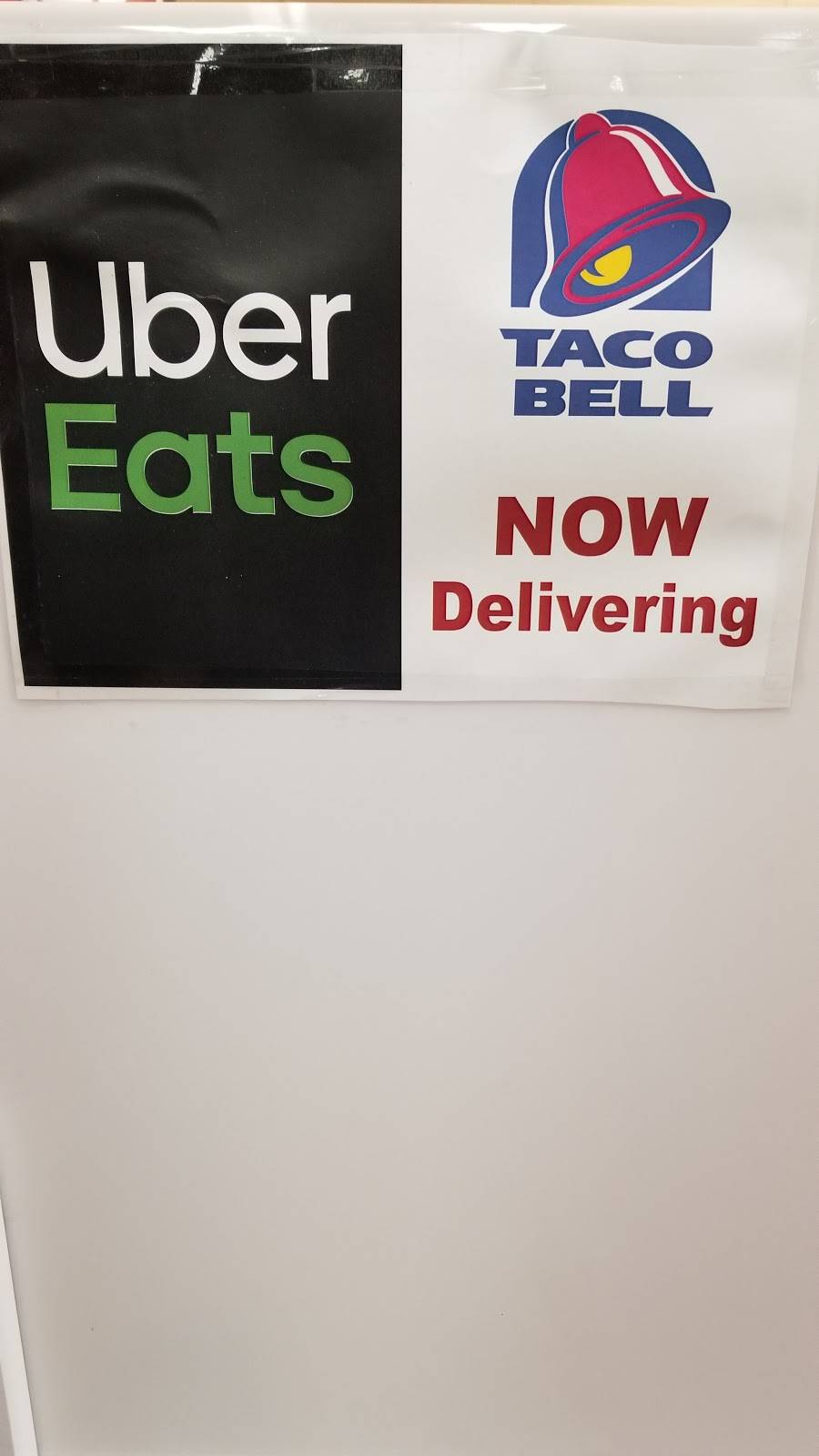 Taco Bell | restaurant | 421 N Cedar Bluff Rd, Knoxville, TN 37923, USA | 8656932094 OR +1 865-693-2094