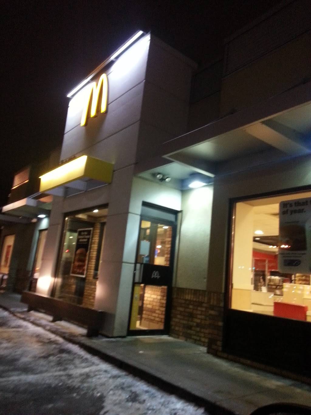 McDonalds | cafe | 2002 W Stewart Ave, Wausau, WI 54401, USA | 7158458070 OR +1 715-845-8070