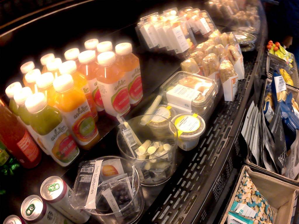 Starbucks | cafe | 3265 W Market St, Akron, OH 44333, USA | 3308696397 OR +1 330-869-6397