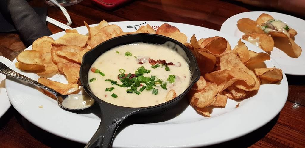 LongHorn Steakhouse | meal takeaway | 12901 S Orange Blossom Trail, Orlando, FL 32837, USA | 4078545400 OR +1 407-854-5400