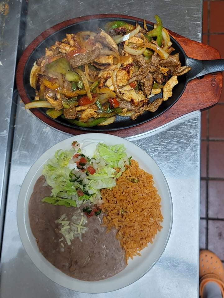 Fiesta Nortena Bar & Grill | restaurant | 6220 Texaco Dr, Eau Claire, WI 54703, USA | 5343491002 OR +1 534-349-1002