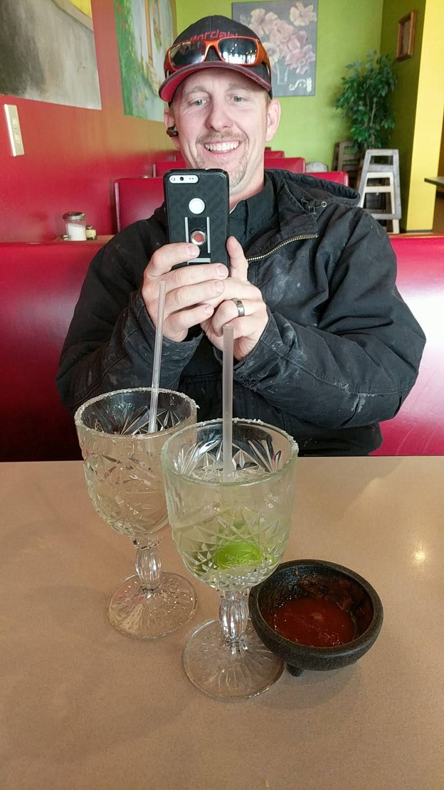 Camachos Mexican Restaurant | restaurant | 201 S Elm Ave, Eaton, CO 80615, USA | 9704548839 OR +1 970-454-8839