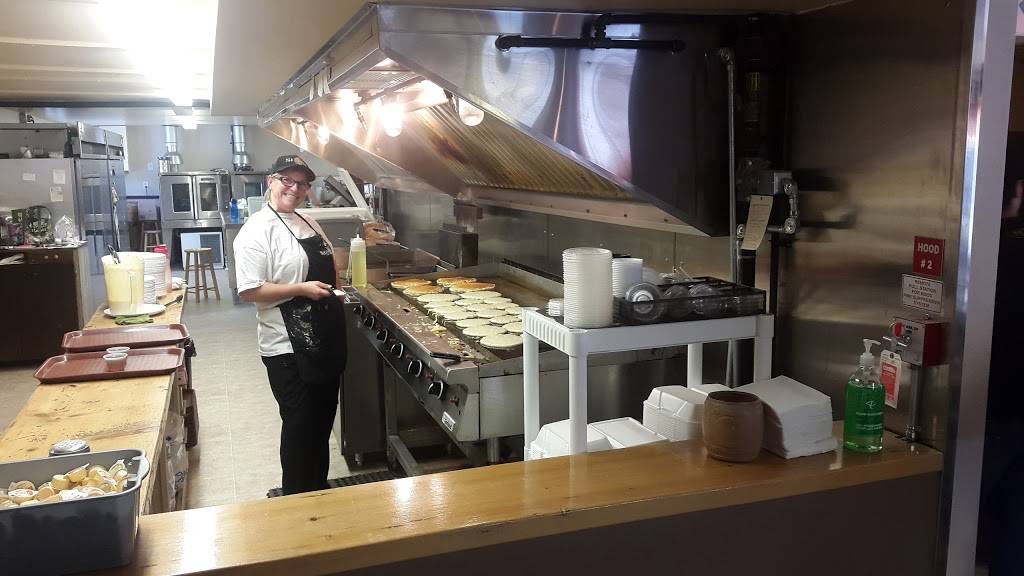 Shaws Catering | restaurant | 493 14 Line S, Orillia, ON L3V 6H1, Canada | 7053273311 OR +1 705-327-3311