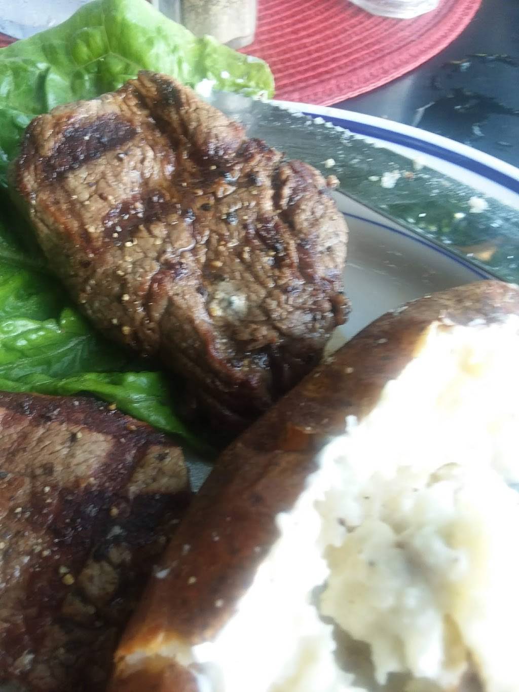 C J Papadops | restaurant | 551 Briar Thicket Rd, Bybee, TN 37713, USA | 4236254787 OR +1 423-625-4787