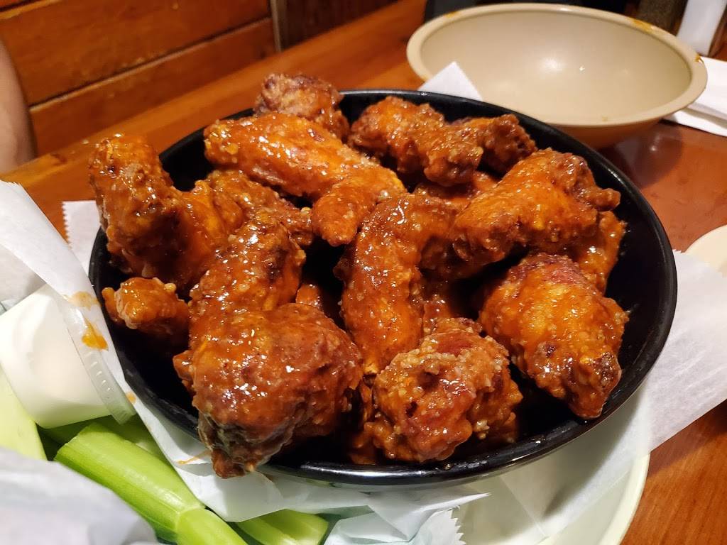 Uncle Als | restaurant | 8200 Griffin Rd, Davie, FL 33328, USA | 9544341630 OR +1 954-434-1630