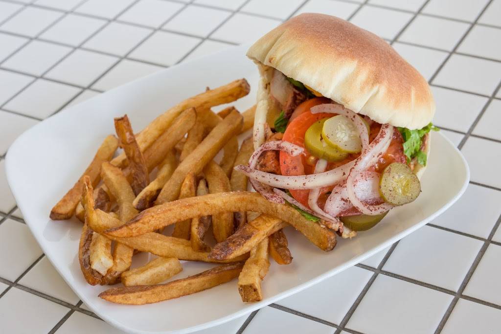 ZamZamz Mediterranean Grill | restaurant | 7706 Winchester Rd #108, Memphis, TN 38125, USA | 9015092560 OR +1 901-509-2560