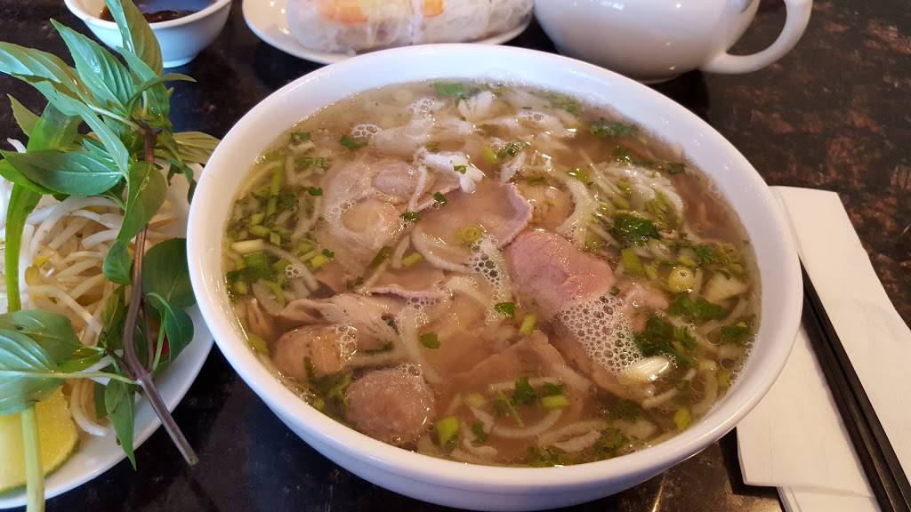 Com Pho Asia 3 | restaurant | 31 Commerce Park Dr, Barrie, ON L4N 8X1, Canada | 7057265190 OR +1 705-726-5190
