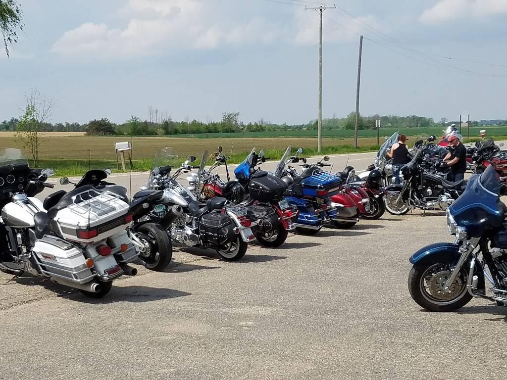 Inn Between Saloon | restaurant | 4711 Kinde Rd, Port Hope, MI 48468, USA | 9894283522 OR +1 989-428-3522