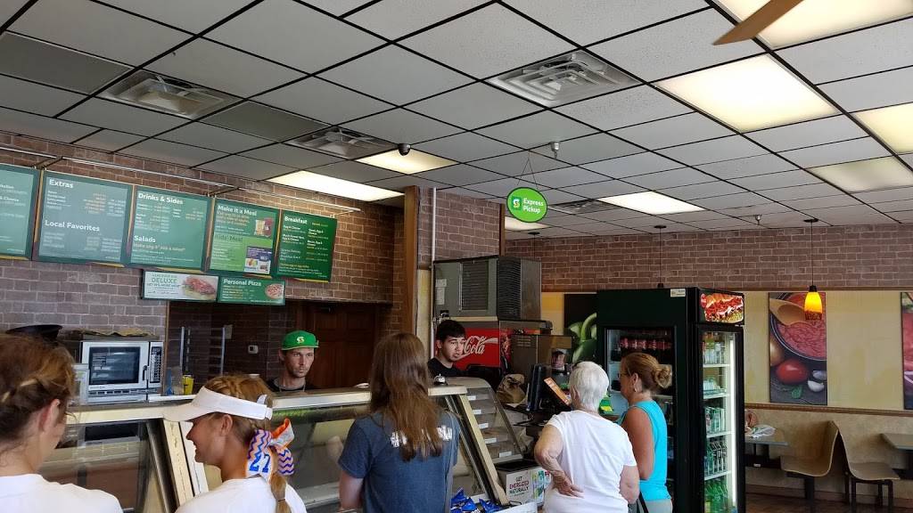 Subway | restaurant | Chattanooga, TN 37419, USA | 4238214070 OR +1 423-821-4070