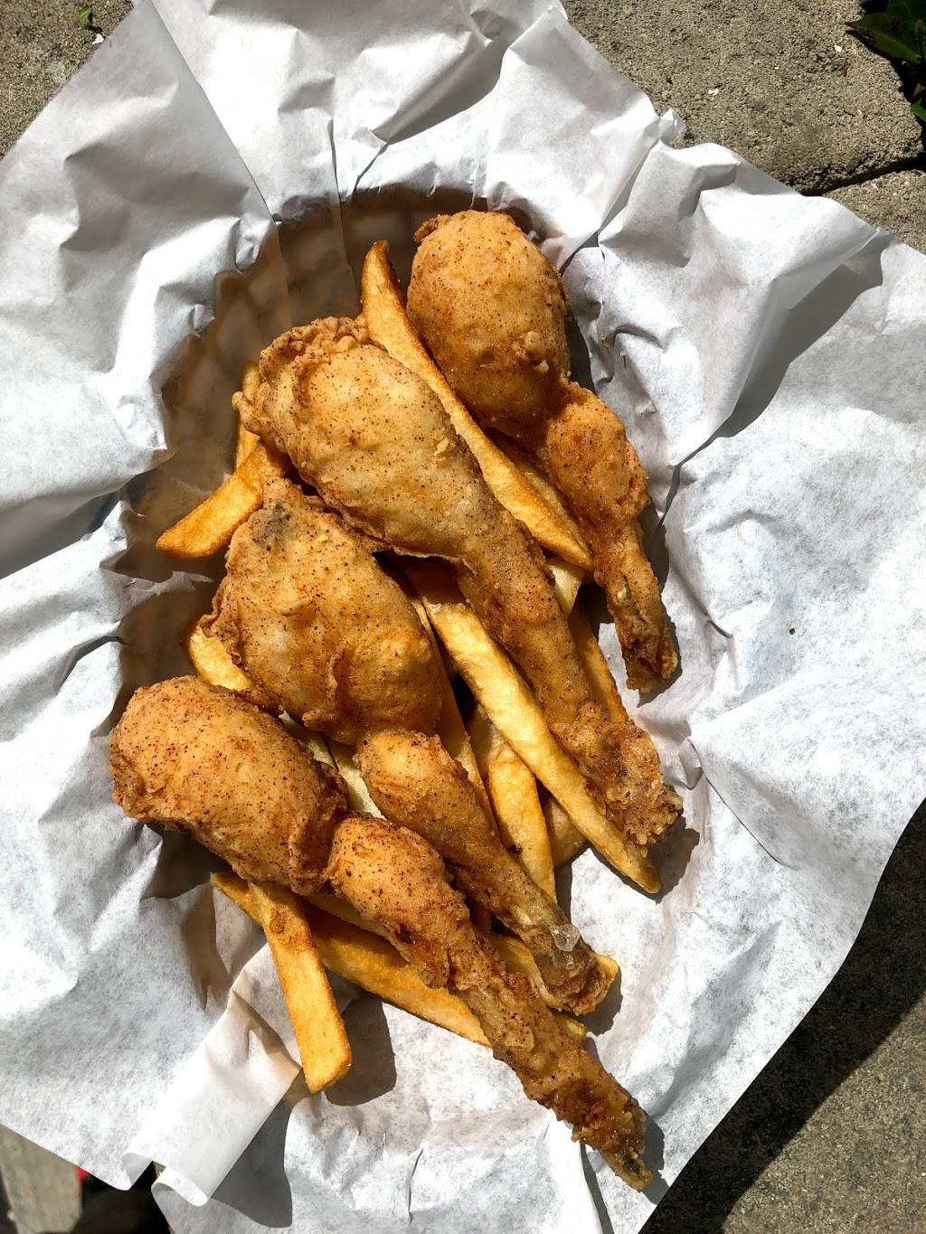 Captain Crawfish | restaurant | 4000 Coffee Rd, Bakersfield, CA 93308, USA | 6616956000 OR +1 661-695-6000