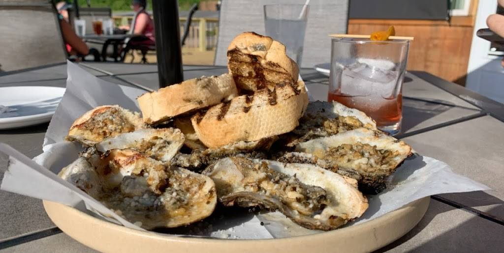 Hiawassee Seafood Bar & Grill | restaurant | 147 S Main St, Hiawassee, GA 30546, USA | 7069703799 OR +1 706-970-3799