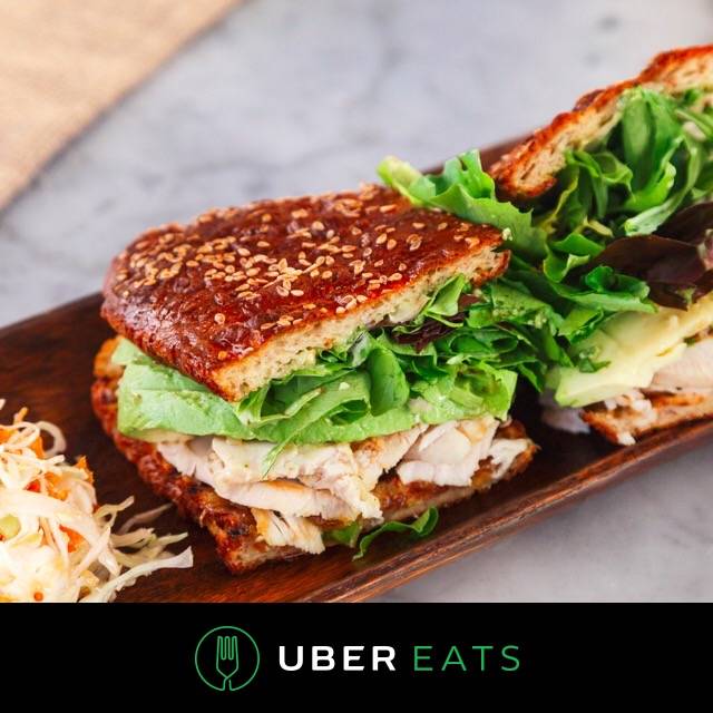 Sunshine Wholesome Market | restaurant | 942 College St, Toronto, ON M6H 1A5, Canada | 4165339582 OR +1 416-533-9582