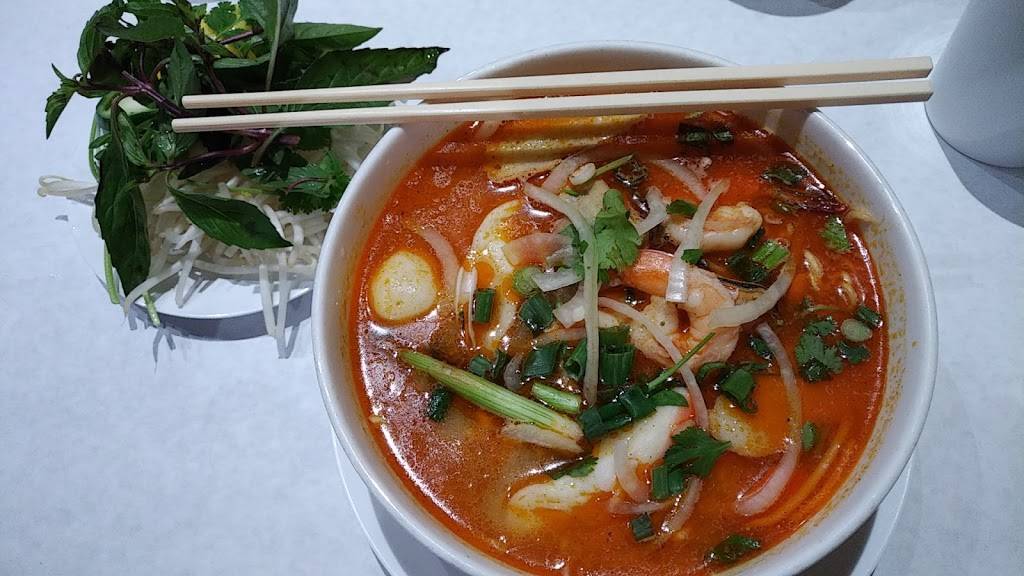 Crawfish Noodle & Grill | restaurant | 2312 McHenry Ave, Modesto, CA 95350, USA | 2092389558 OR +1 209-238-9558