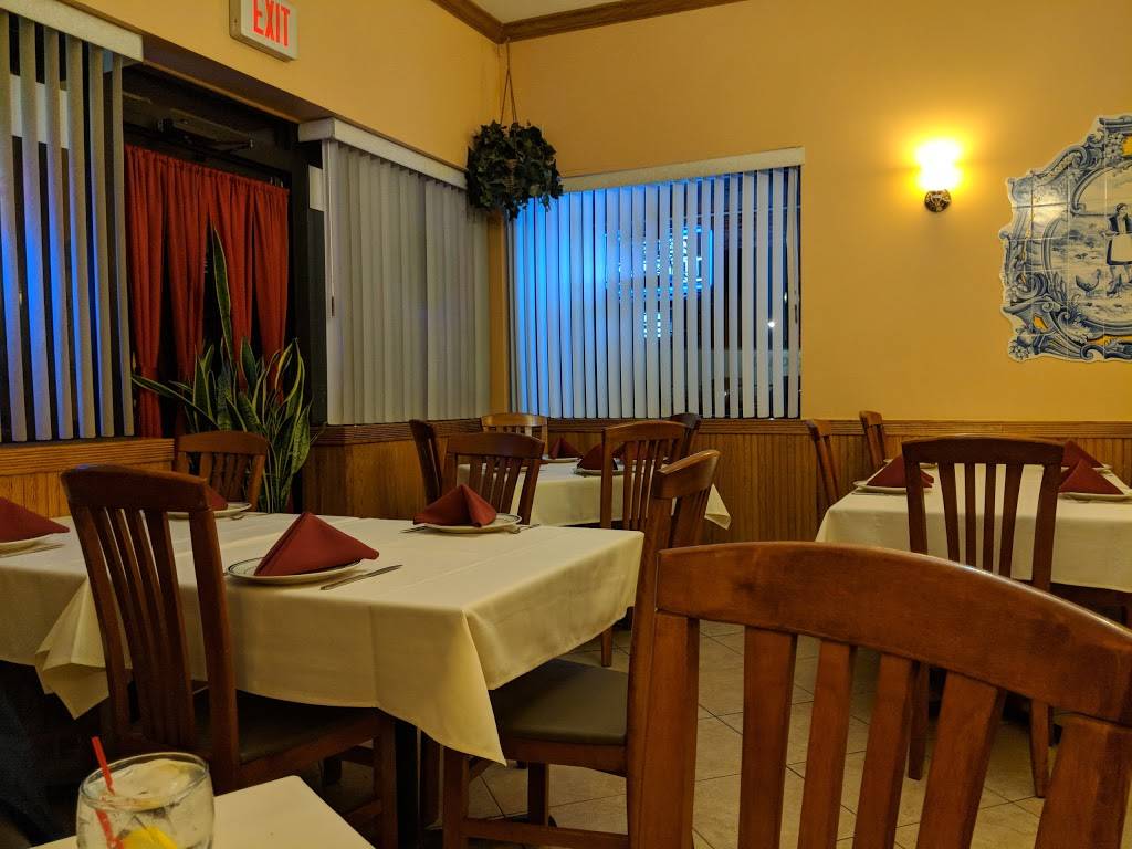 Verde Minho | restaurant | 230 Trumbull St, Elizabeth, NJ 07206, USA | 9083541100 OR +1 908-354-1100