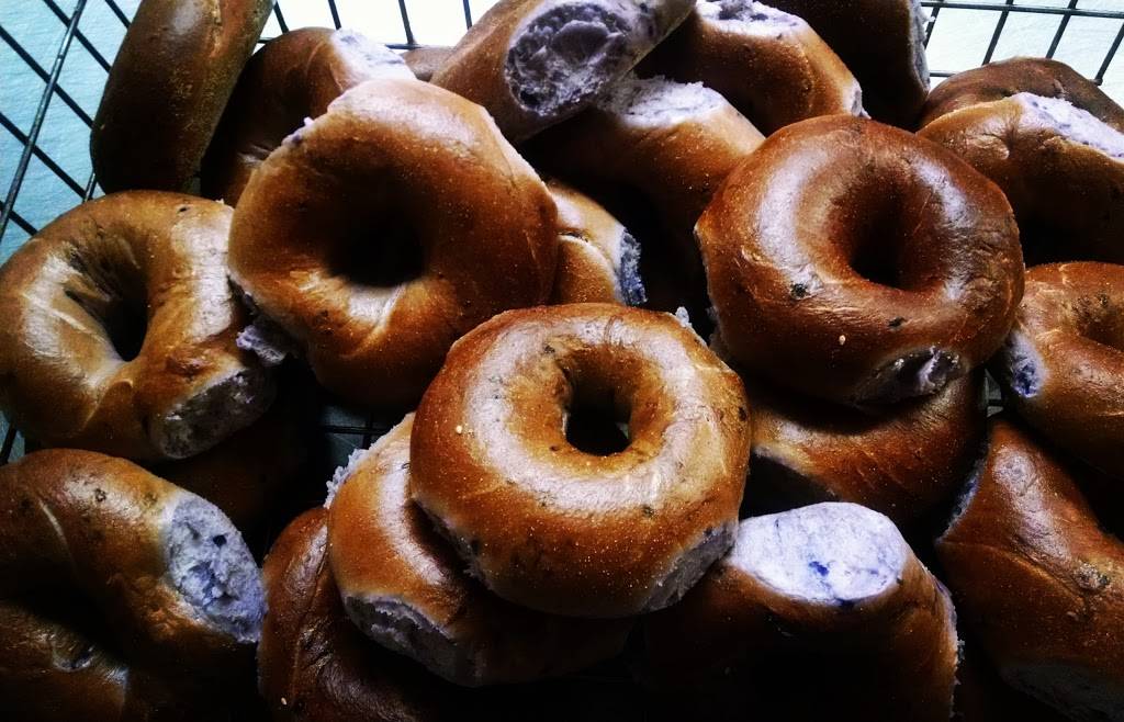 Bagels Etc | bakery | 259 County Rd, Barrington, RI 02806, USA | 4012471213 OR +1 401-247-1213