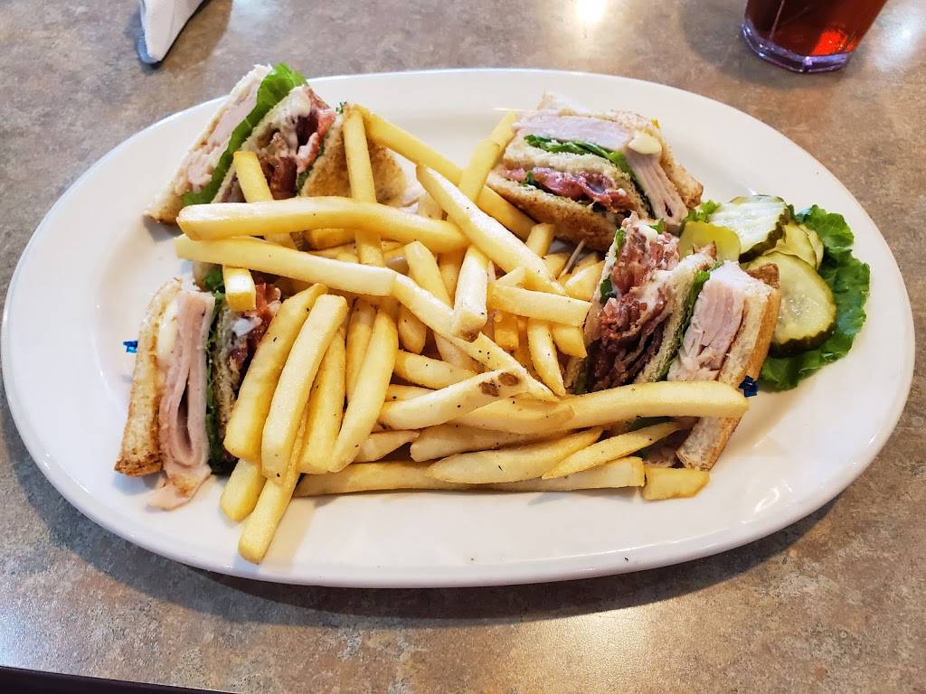 Pegahs Family Restaurant | restaurant | 11005 Johnson Dr, Shawnee, KS 66203, USA | 9139626700 OR +1 913-962-6700