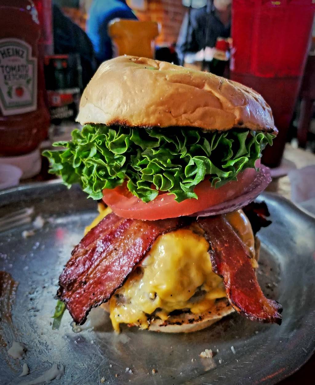 Hattricks | restaurant | 107 S Franklin St, Tampa, FL 33602, USA | 8132254288 OR +1 813-225-4288