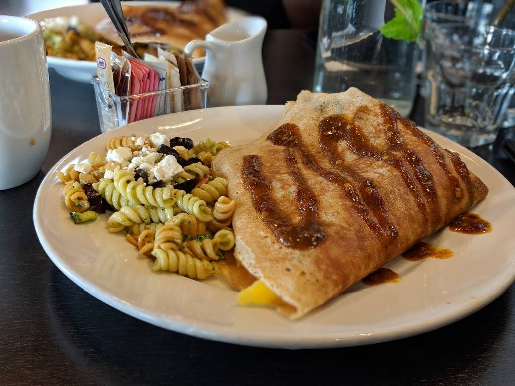 Frodo Joes Petit Cafe | cafe | 39286 Paseo Padre Pkwy, Fremont, CA 94538, USA | 5107900999 OR +1 510-790-0999