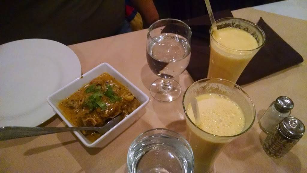 Curry House | restaurant | 2407 Mickley Ave, Whitehall, PA 18052, USA | 6104320980 OR +1 610-432-0980