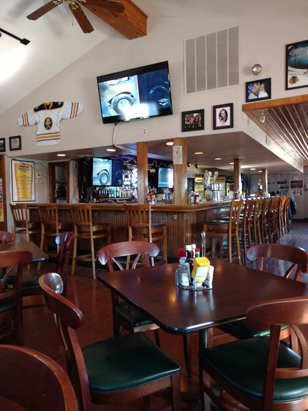 Pub 72 | restaurant | 38 E Higgins Rd, Gilberts, IL 60136, USA | 8474266655 OR +1 847-426-6655