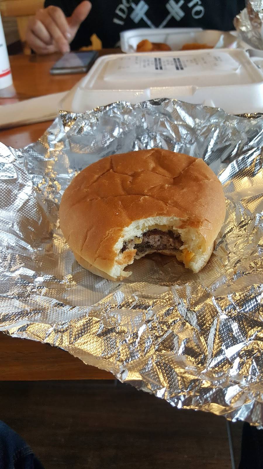 Cook Out | restaurant | 3128 Lee Hwy, Bristol, VA 24202, USA | 2764666000 OR +1 276-466-6000