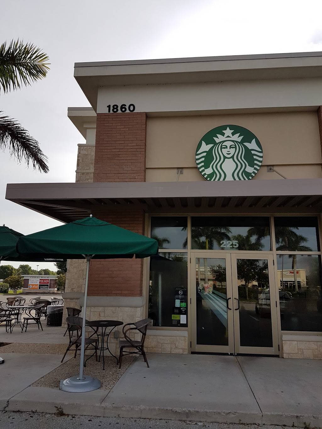Starbucks | cafe | 1731 NE Pine Island Rd, Cape Coral, FL 33909, USA | 2394582869 OR +1 239-458-2869