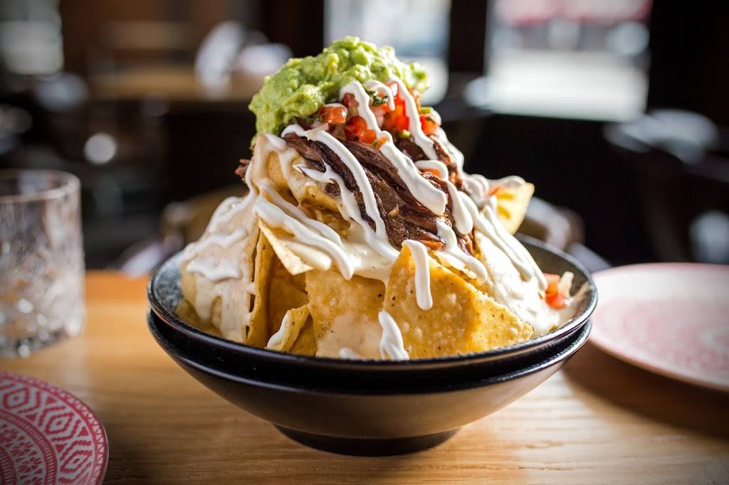 The Lobo Canteen | restaurant | 1307 S Wabash Ave, Chicago, IL 60605, USA | 3126249090 OR +1 312-624-9090