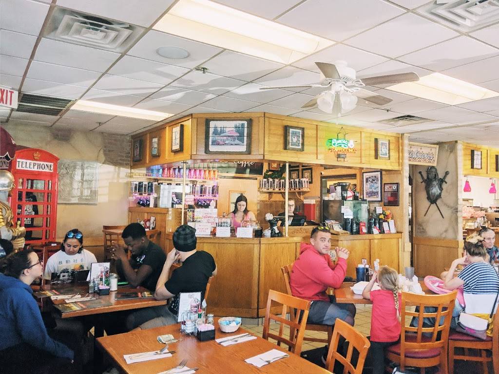 Annies Cafe | restaurant | 32251 Mission Trail #8, Lake Elsinore, CA 92530, USA | 9512456106 OR +1 951-245-6106