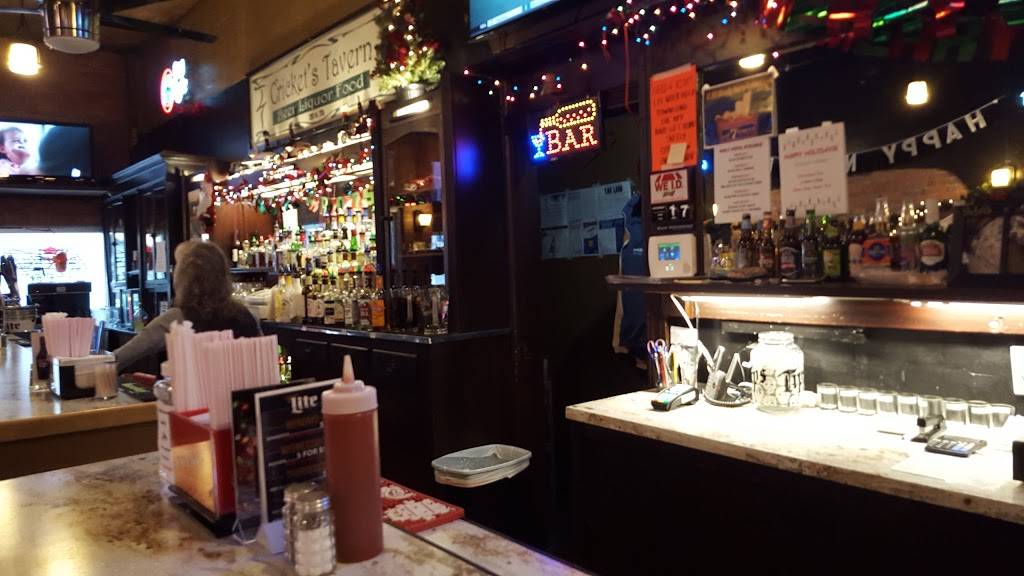 Crickets 7th St. Bar & Grille | restaurant | 120 W E 7th St, Auburn, IN 46706, USA | 2609259980 OR +1 260-925-9980
