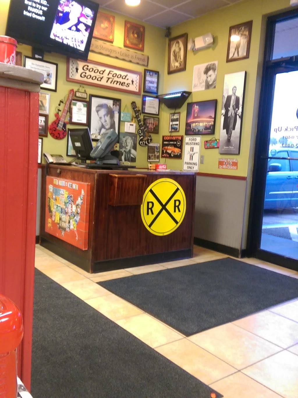 Sunrise Eatery | restaurant | 5883 Gall Blvd, Zephyrhills, FL 33542, USA | 8137820401 OR +1 813-782-0401