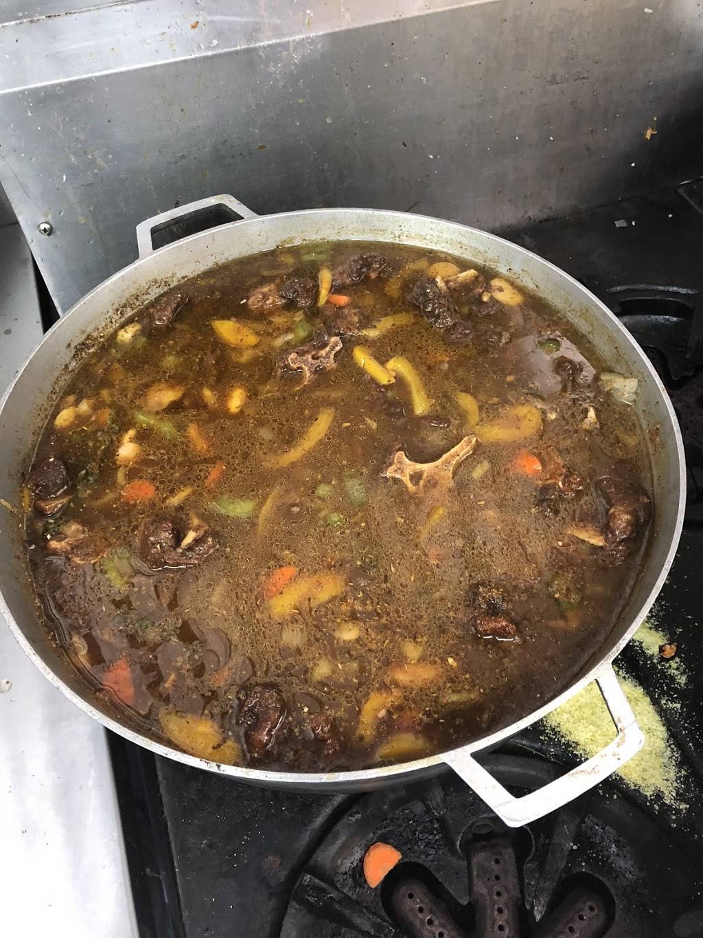 Jamaican Supreme Food Truck | restaurant | 469 Lime Kiln Rd, South Burlington, VT 05403, USA | 5187267162 OR +1 518-726-7162