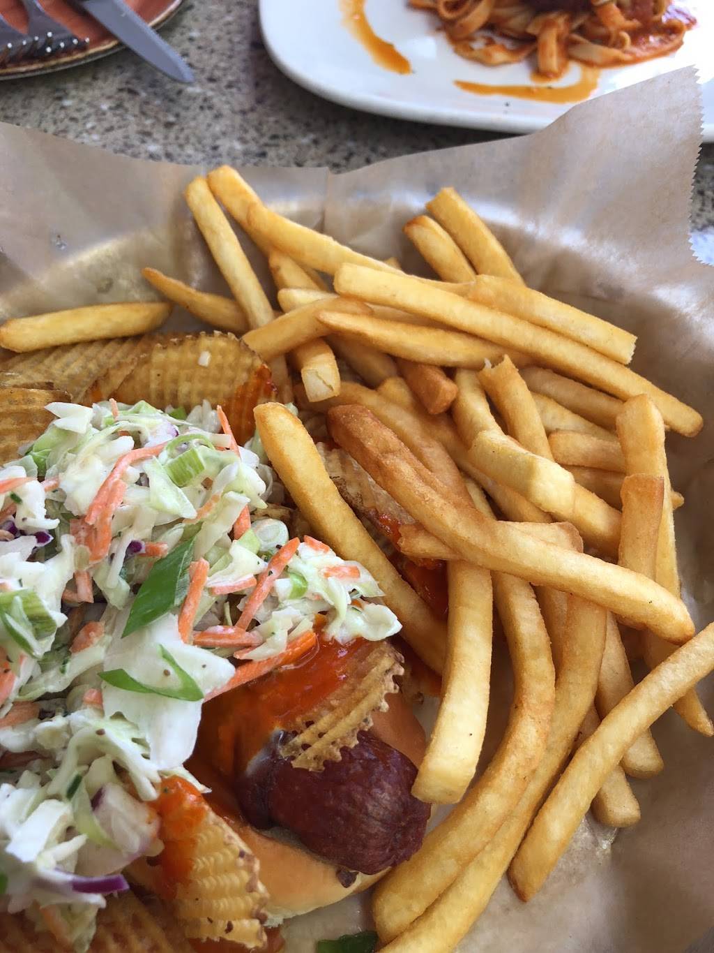 Lazy Dog Restaurant & Bar | restaurant | 240 S State College Blvd, Brea, CA 92821, USA | 7145299300 OR +1 714-529-9300