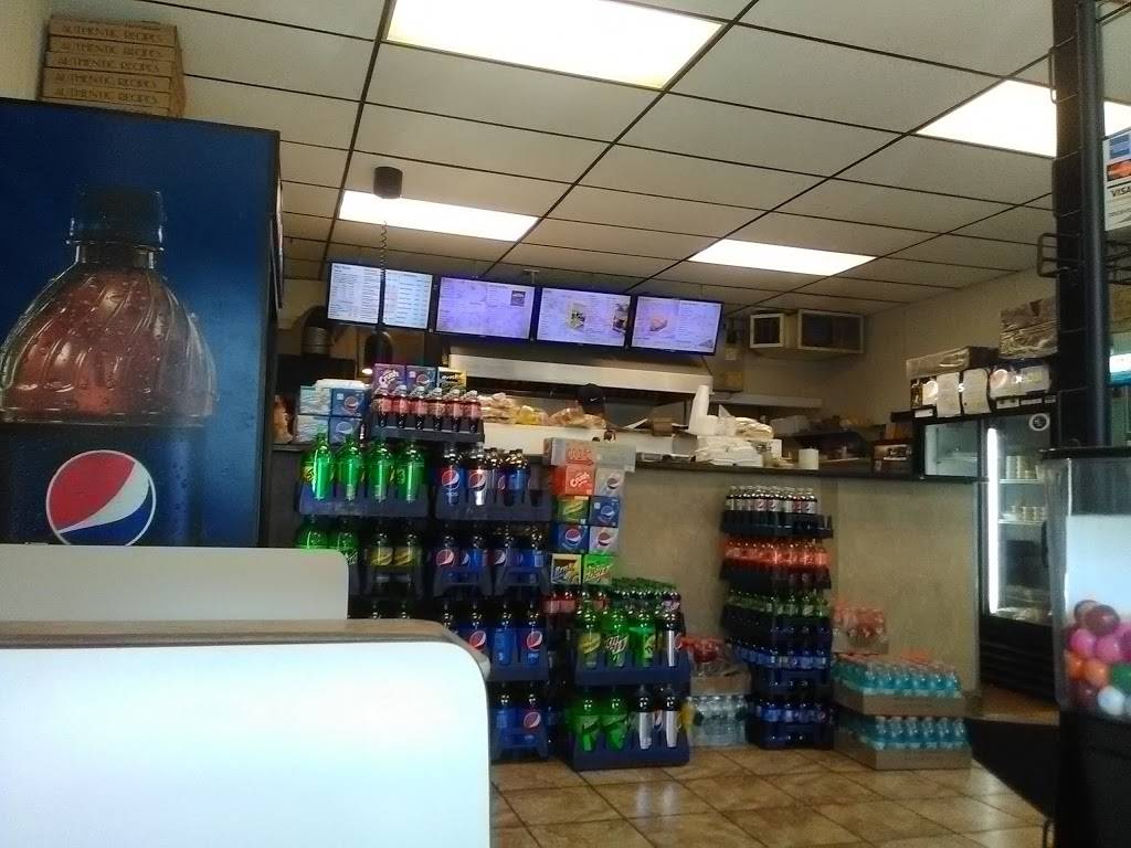 Giovannis Pizza & Roast Beef | meal takeaway | 4806, 15 Lewis St, Lynn, MA 01902, USA | 7815981418 OR +1 781-598-1418