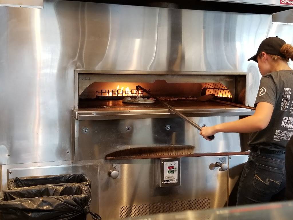 Pieology Pizzeria | restaurant | 1405 Beale St, St Charles, MO 63303, USA | 6369253912 OR +1 636-925-3912