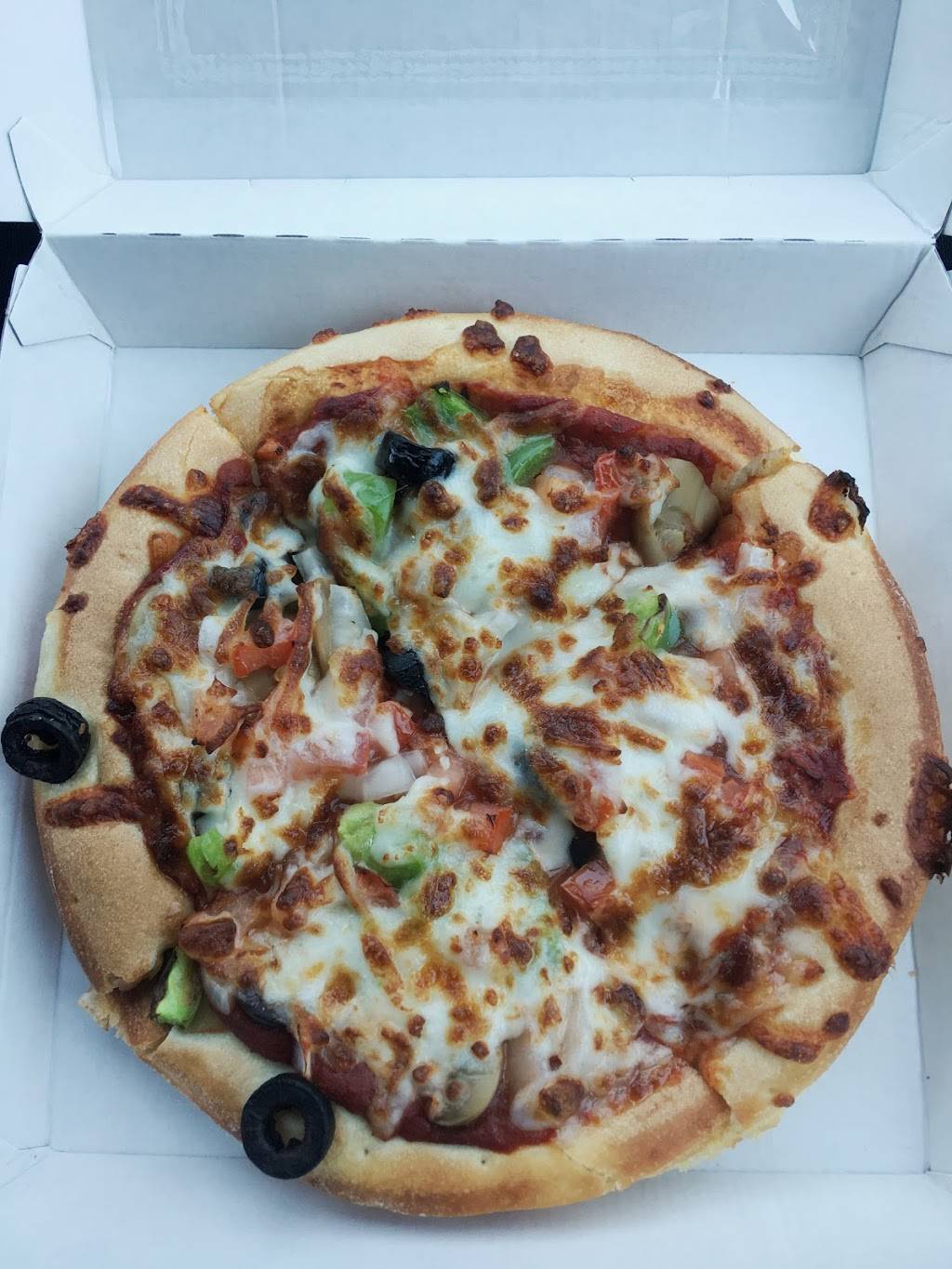 Godfathers Pizza | meal delivery | 1st St, Batavia, IA 52533, USA | 6416622700 OR +1 641-662-2700