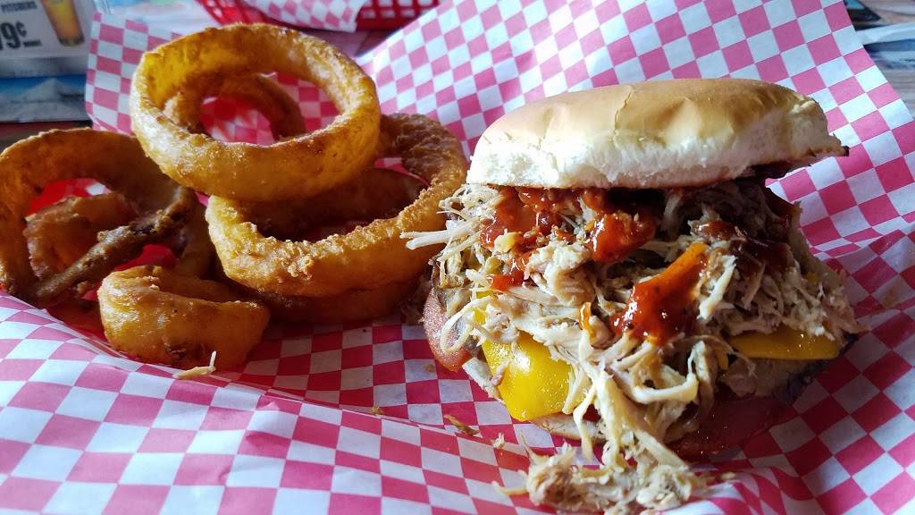 Lucky Lukes BBQ | restaurant | 1220 Garland Ave # 1, Fayetteville, AR 72703, USA | 4795217550 OR +1 479-521-7550